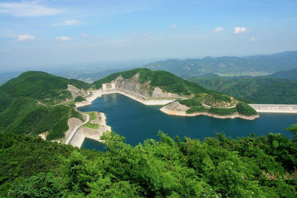 黒麋峰电站主接地网改造成功